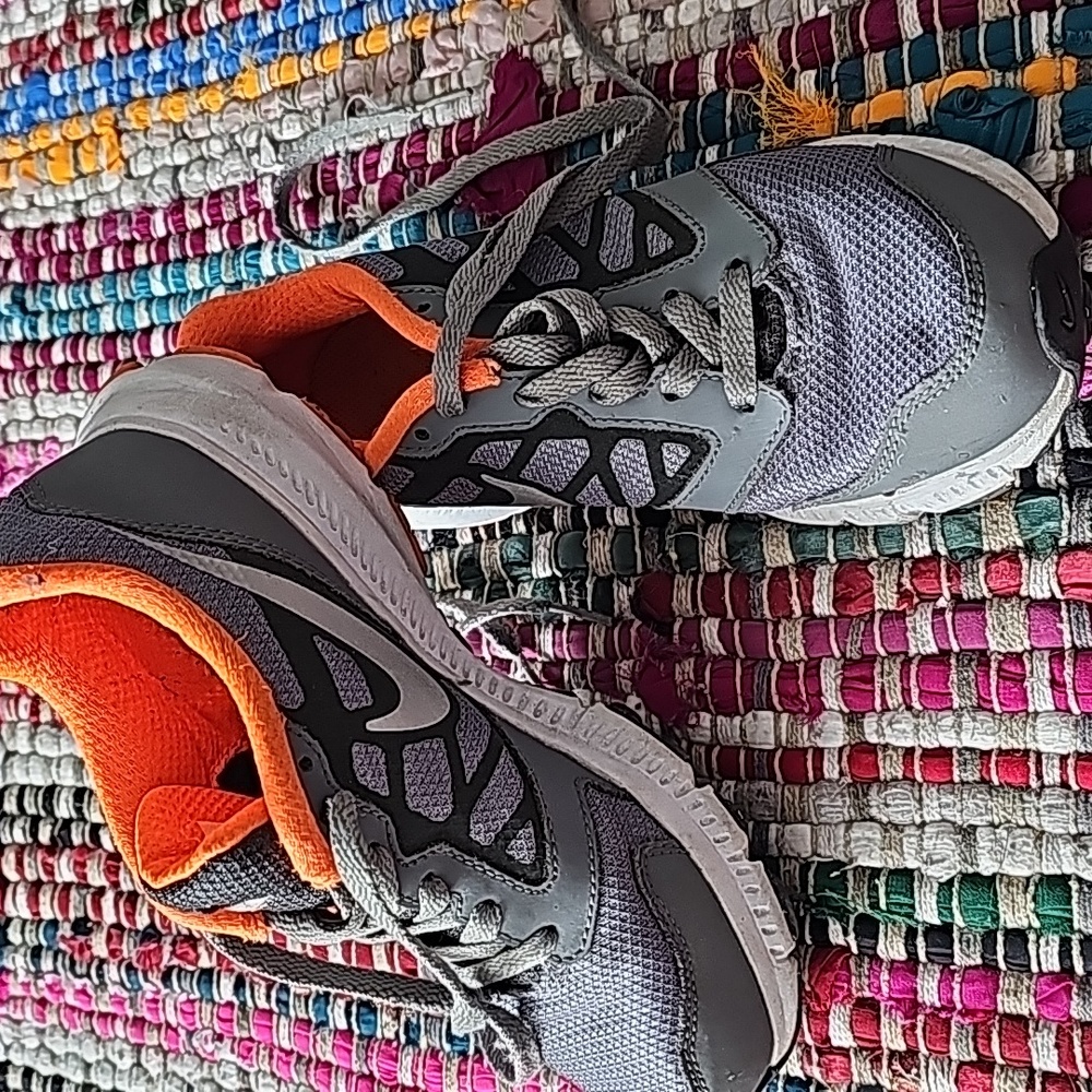 Nike kids athletic shoes size 3.5